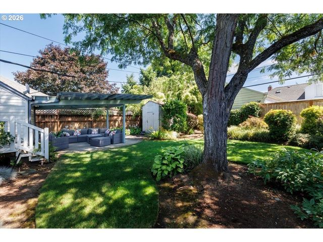 4718 N AMHERST St, Portland, OR 97203