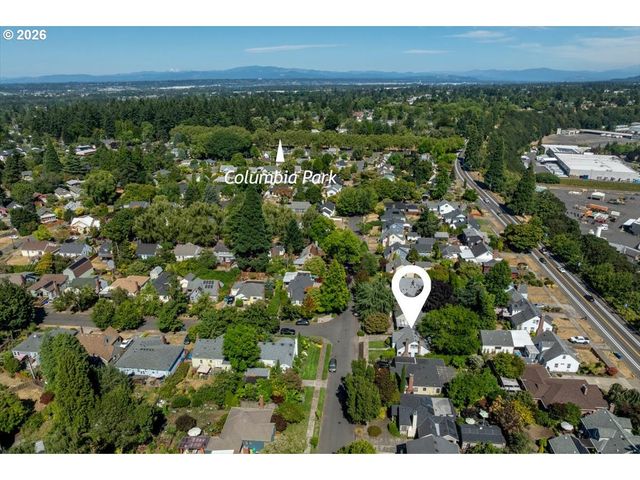4718 N AMHERST St, Portland, OR 97203