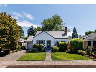 4718 N AMHERST St, Portland, OR 97203