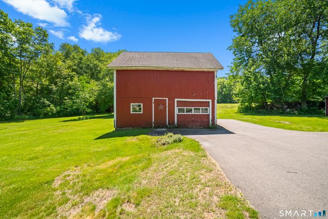 16 Chestnut Hill Road, Stafford, CT 06076