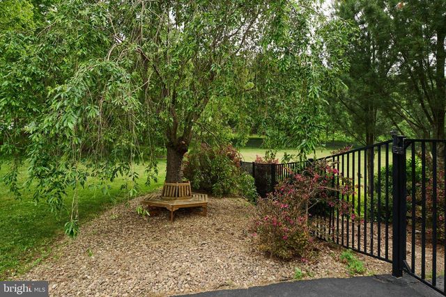 113 MANHASSET DR, Port Matilda, PA 16870