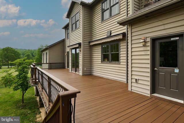 113 MANHASSET DR, Port Matilda, PA 16870