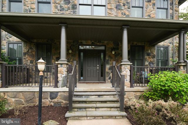 113 MANHASSET DR, Port Matilda, PA 16870