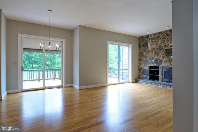 113 MANHASSET DR, Port Matilda, PA 16870