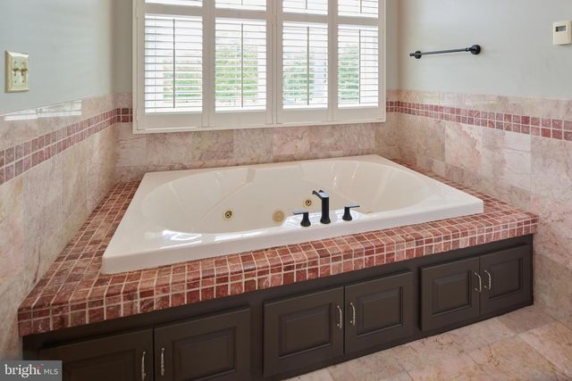 113 MANHASSET DR, Port Matilda, PA 16870