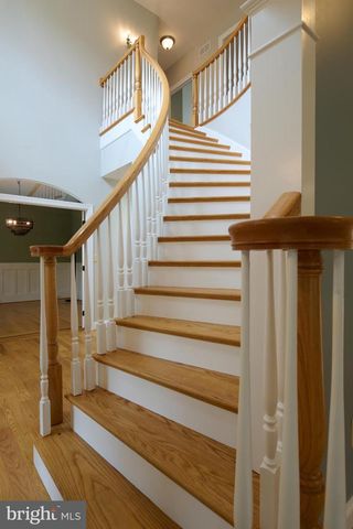 113 MANHASSET DR, Port Matilda, PA 16870