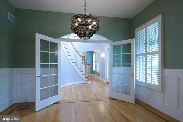 113 MANHASSET DR, Port Matilda, PA 16870