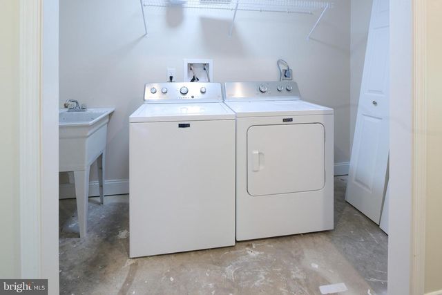 113 MANHASSET DR, Port Matilda, PA 16870