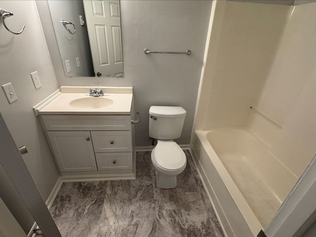 705 Neelys Bend Rd, Madison, TN 37115