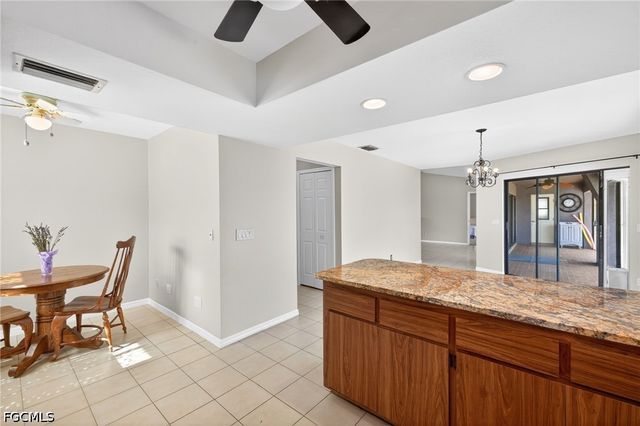 609 SE 21st ST, Cape Coral, FL 33990