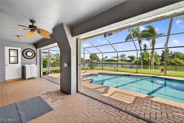 609 SE 21st ST, Cape Coral, FL 33990