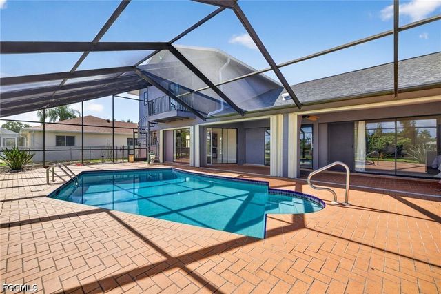 609 SE 21st ST, Cape Coral, FL 33990