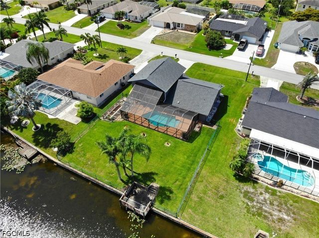 609 SE 21st ST, Cape Coral, FL 33990
