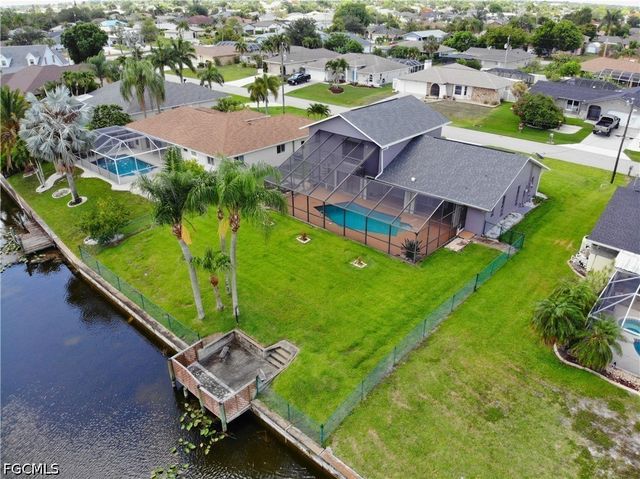 609 SE 21st ST, Cape Coral, FL 33990