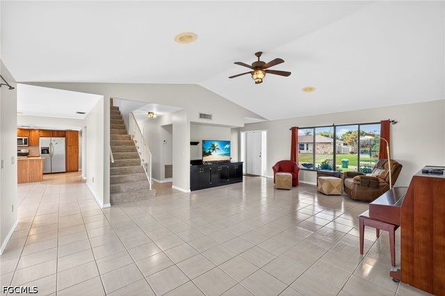 609 SE 21st ST, Cape Coral, FL 33990