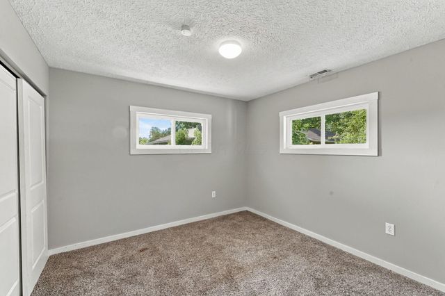 88 S 31st Street, Newark, OH 43055