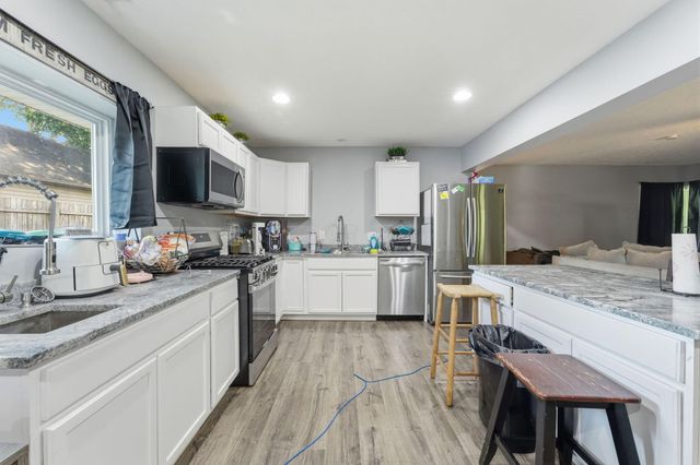 88 S 31st Street, Newark, OH 43055