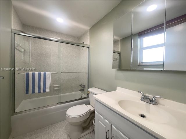 4250 Galt Ocean Dr 3T, Fort Lauderdale, FL 33308