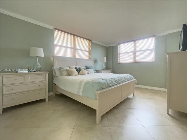 4250 Galt Ocean Dr 3T, Fort Lauderdale, FL 33308