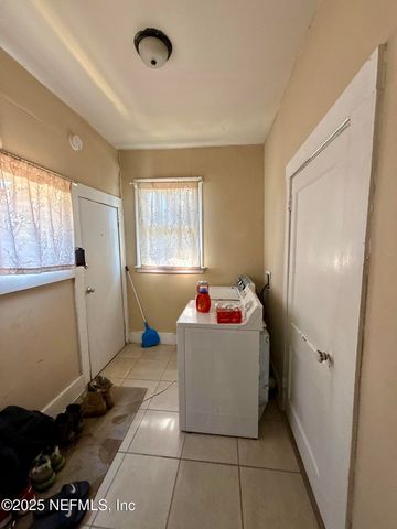 2850 POST Street, Jacksonville, FL 32205