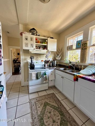 2850 POST Street, Jacksonville, FL 32205