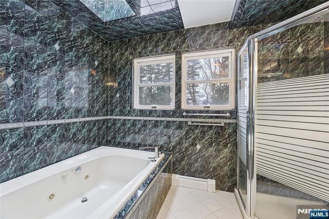 376 Stanhope Road, Sparta, NJ 07871