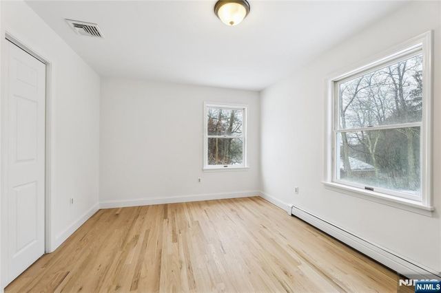 376 Stanhope Road, Sparta, NJ 07871