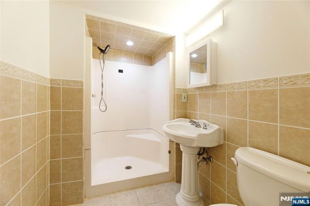 376 Stanhope Road, Sparta, NJ 07871