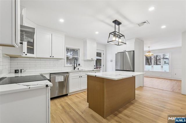 376 Stanhope Road, Sparta, NJ 07871