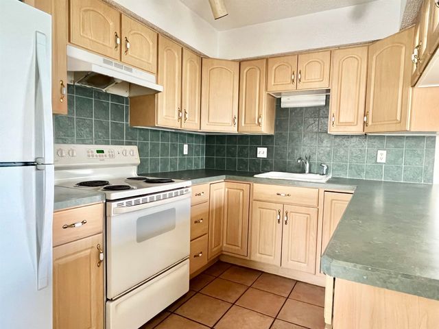 13 E St B, St Augustine, FL 32080