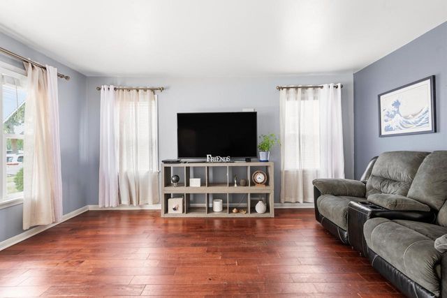 3813 N 81st STREET, Milwaukee, WI 53222