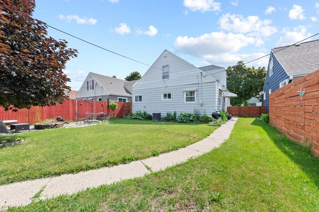 3813 N 81st STREET, Milwaukee, WI 53222
