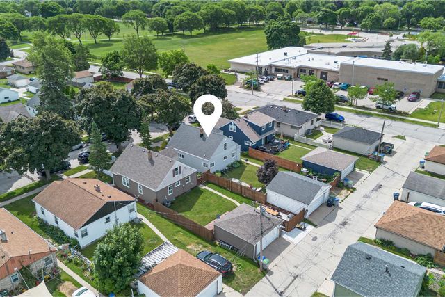 3813 N 81st STREET, Milwaukee, WI 53222