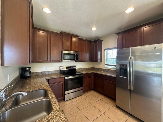 172 PRIMROSE DRIVE, Davenport, FL 33837