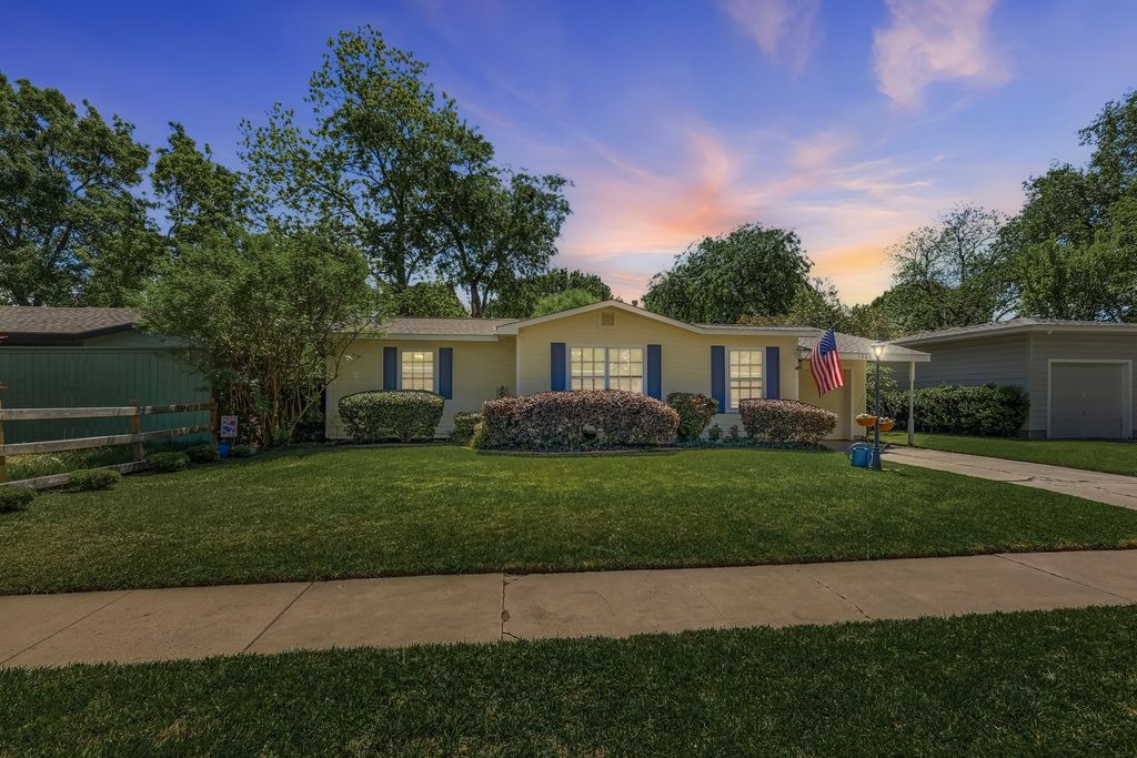 1204 Lyndale Drive, Arlington, TX 76013