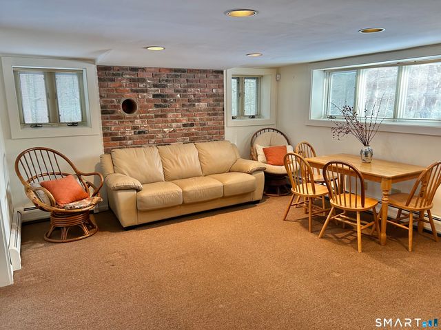 148 Flanders Road, Woodbury, CT 06798