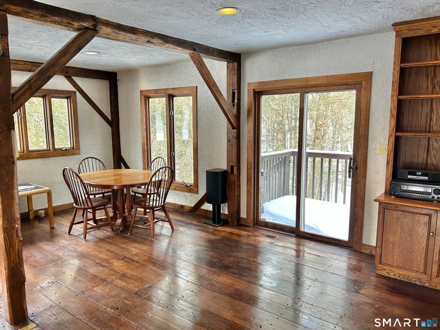 148 Flanders Road, Woodbury, CT 06798