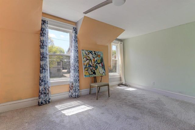 826 E WASHINGTON STREET, Appleton, WI 54911