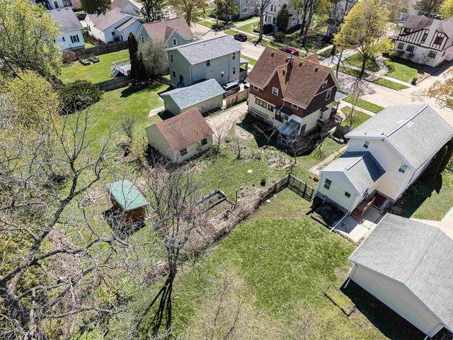826 E WASHINGTON STREET, Appleton, WI 54911