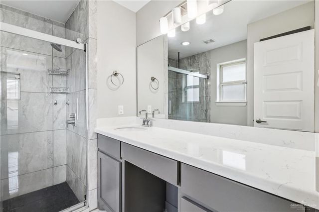 405 S Mina De Oro Street, Mission, TX 78572