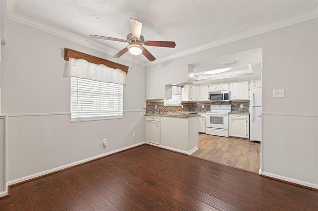 10006 Towne Tower Lane, Sugar Land, TX 77498