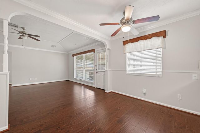 10006 Towne Tower Lane, Sugar Land, TX 77498