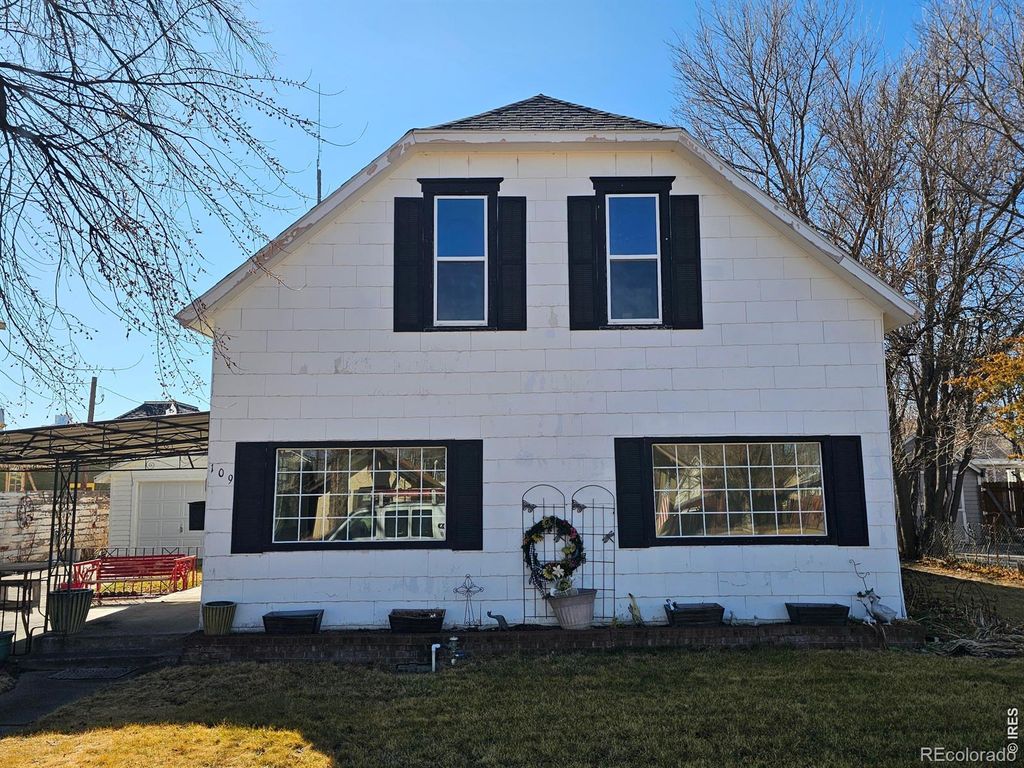 109 Denver Street, Sterling, CO 80751