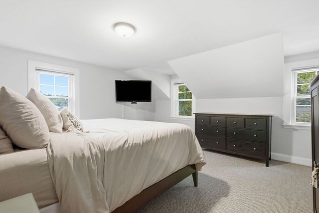 23 Westdale Ave, Wilmington, MA 01887