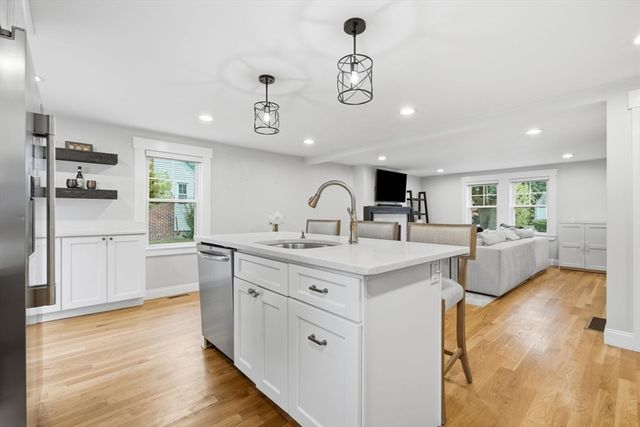 23 Westdale Ave, Wilmington, MA 01887