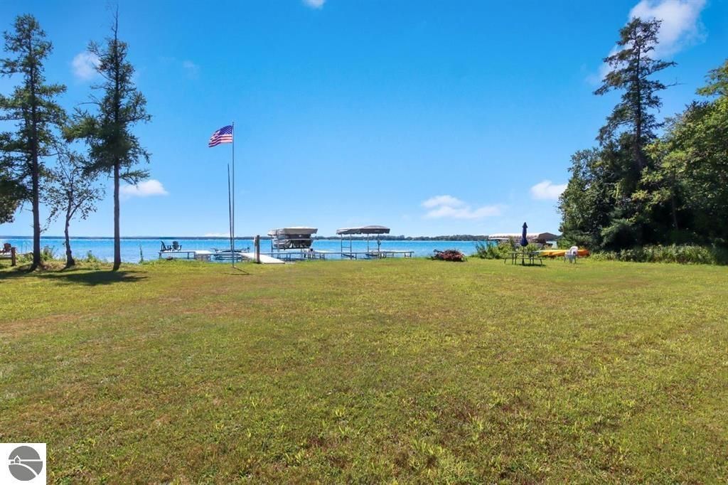 Image 23 of property listing at 8120 Westview Drive, Rapid City, MI 49676