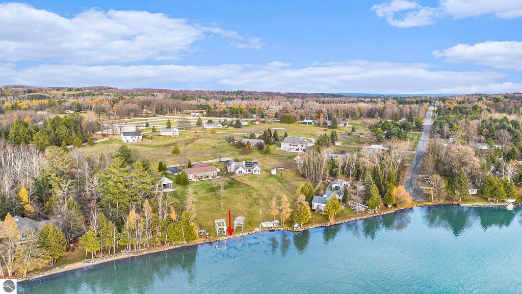 Image 42 of property listing at 8120 Westview Drive, Rapid City, MI 49676