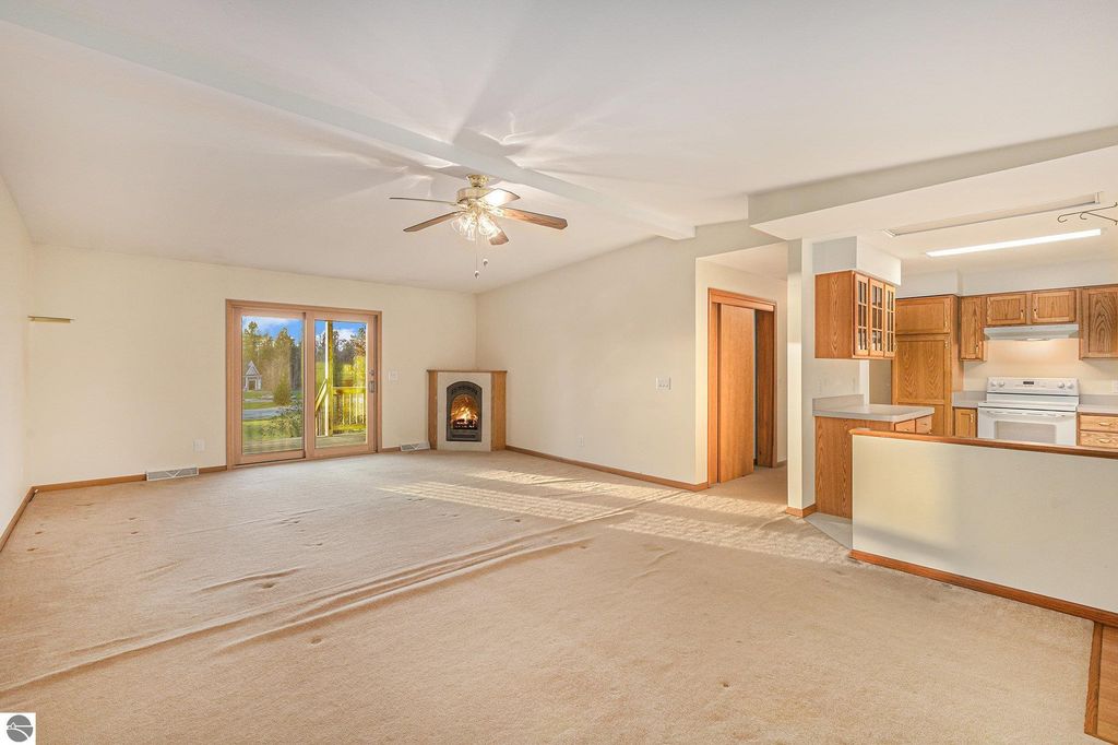 Image 6 of property listing at 8120 Westview Drive, Rapid City, MI 49676