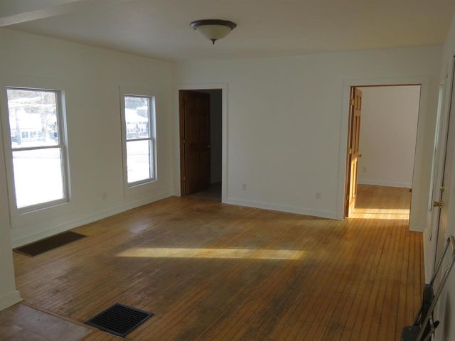 163 W Moore Street, Berlin, WI 54923