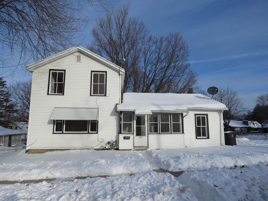163 W Moore Street, Berlin, WI 54923
